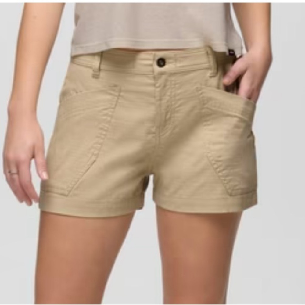 Prana Women's Palisades ripstop shorts in sandstone